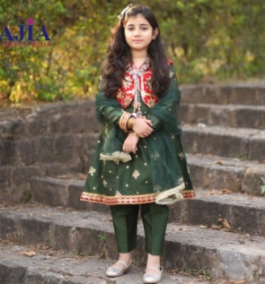 Green suit with red koti (1)