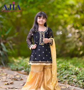 black shirt with golden garara (1)